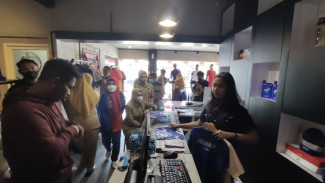 Imbauan Berbaju Arema Jadi Berkah Bagi UMKM Malang