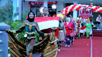 UMM Fashion Show dan Fashion Kids Ramaikan HUT ke 77