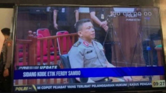 Warganet Minta Sambo Muncul Pakai Baju Oranye