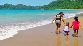 Destinasi Wisata Pantai di Kabupaten Malang yang Wajib Dikunjungi