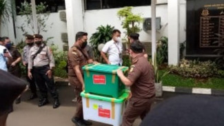 Barang Bukti Pembunuhan Brigadir J Tiba di Kejaksaan