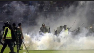 Tak Ditahan, Aremania Pengunggah Video Diciduk Polisi Tanpa Surat