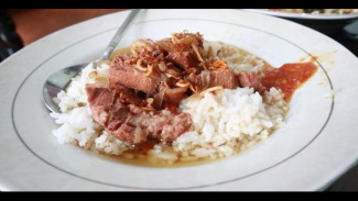 Ini Dia Warung Semur Legendaris Kota Malang