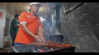 Bakso Bakar Trowulan Kota Malang Banyak Diburu Pelancong