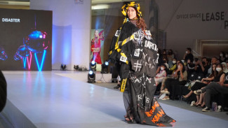 Suarakan Usut Tuntas Tragedi Kanjuruhan Lewat Ajang Fashion Show