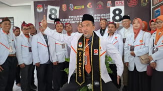 PKS Kota Malang Daftarkan Bacaleg Diiringi Tari Remo dan Gendhing Kebo Giro