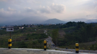 Minim Rambu, Wisatawan Kebingungan Lintasi Jalur Alternatif di Kota Batu