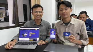 Mahasiswa UMM Ciptakan Kartu Nama Digital Kaya Fitur Bernama Tapfirts