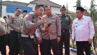 Kapolda Jatim Salut Kecepatan Pelayanan SIM Walk Thru dan Konfirmasi E-Tilang Polres Pasuruan