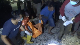 Pria Pengendara Motor di Jombang, Tertabrak Kereta Api Hingga Tubuhnya Hancur