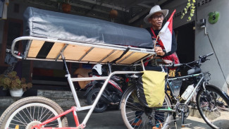 ASN Pemkot Batu Suarakan Keadilan Bagi 135 Korban Tragedi Kanjuruhan Dengan Bersepeda Keranda