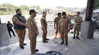 Warga Pesimis Bau Sampah TPA Tlekung Hilang Sepenuhnya