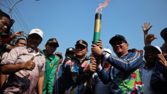 Porprov VIII Jatim 2023 Dimulai, Obor Dikirab Keliling Jombang