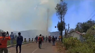 Penyebab Kebakaran Gunung Bromo Semakin Tidak Terkendali