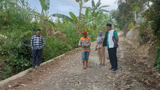 Mas Dion Kawal Langsung Pembenahan Jalan Rusak di Pelosok Kabupaten Pasuruan