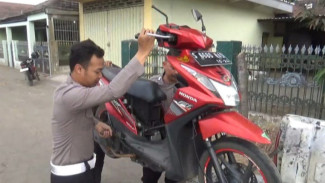 Diduga jadi Korban Tabrak Lari, Pengendara Motor di Jombang Tewas Mengenaskan
