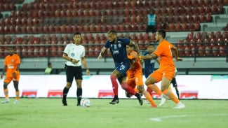 2 Senjata Arema FC Untuk Hadapi Maung Bandung