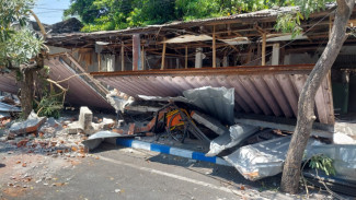 Pagar Tembok di Jombang Ambruk, Tukang Becak Tertimpa Hingga Tewas