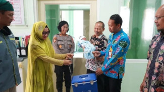 RSUD Karsa Husada Serahkan Bayi Terlantar ke Dinsos Jatim