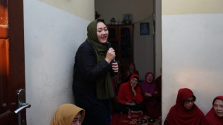 Di Samaan Kota Malang, Asandra Salsabila dan Relawan Peringati Maulid Nabi