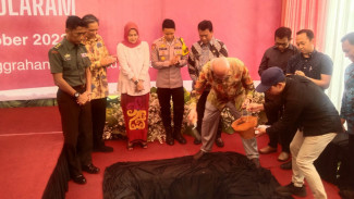 Turunkan Angka Kebutaan Akibat Katarak, Ishk Tolaram Dirikan Klinik Mata Gratis