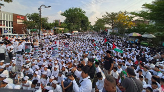 Doa Bersama untuk Palestina Dilakukan Ribuan Warga Lintas Agama di Jombang