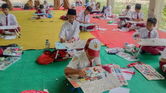 Puluhan Pelajar di Jombang Lomba Desain Mural