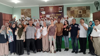 Pelajari PKRS, SMP Negeri di Jombang Didatangi Tamu Perwakilan dari 3 Negara Luar