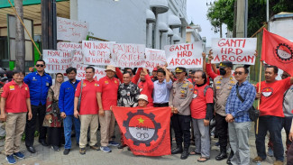 Buruh PT S3 Malang Demo Bawa Sejumlah Tuntutan Untuk Perusahaan