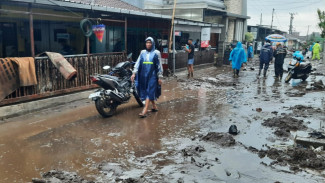 Sungai Paron Meluap 80 Rumah Terendam Banjir Material Lumpur di Kota Batu