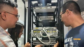 Jelang Ulang Tahun ke-17, Jagoan Hosting Ajak Seluruh Stakeholder Jelajahi Dinoyo Research Center