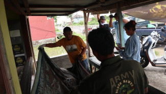 Mau Kerja, Sopir Truk di Jombang Mendadak Tewas di Pinggir Warung