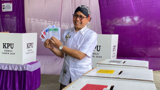 Usai Nyoblos, Halim Iskandar Keluhkan Alat Pencoblosan Bisa Bikin Surat Suara Rusak