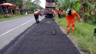 Dinas PUPR Jombang Perbaiki Belasan Jalan Usulan dari Kecamatan