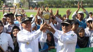 Raih Penghargaan Tertinggi di Bidang Lingkungan, Pj Bupati Jombang Kirab Keliling Piala Adipura