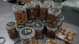 Berkah Ramadan, Usaha Pembuatan Kue Kering di Jombang Banjir Pesanan