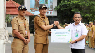 Lewat Program Jamsostek, Pj Walikota Malang Lindungi 26.400 Pekerja Rentan