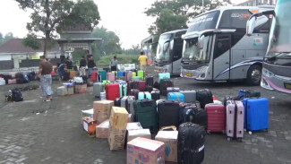 Libur Lebaran, Puluhan Bus Antarkan Santri Ponpes Tebuireng Jombang Mudik Bareng