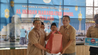 Ramadan Berbagai, PWI Malang Raya Sebar Ratusan Paket Buka Puasa ke Panti Asuhan