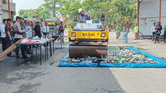 Polres Batu Musnahkan Ratusan Miras, Sabu Serta Pil Dobel L Sebelum Lebaran