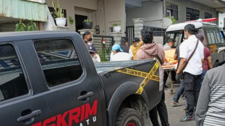 Seorang Lansia Perempuan Ditemukan Sudah Membusuk di Kamarnya