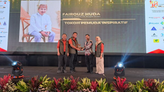 Diganjar Pemuda Inspiratif, Fairouz Huda : 'Saya Persembahkan Untuk Ibu Khofifah dan Mas Emil'