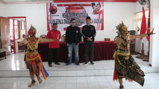 Dianggap Punya Mesin Partai yang Kuat, Seniman di Jombang Nyalon Bupati Lewat PDIP