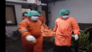 Seminggu Tak Keluar, Warga Jombang Ditemukan Tewas Membusuk di Rumah