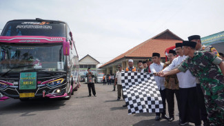 Lepas Jamaah Haji, Gus Ipul Minta Doa Kota Pasuruan Dipenuhi Berkah
