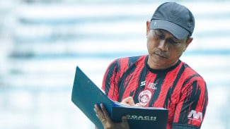 Lepaskan Widodo Cahyono Putro, Arema FC Cari Pelatih Baru