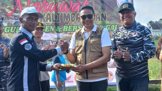 Makin Mesra, Wahyu Hidayat - Asmualik Hadiri Giat Ngeruwat Kali Mbabatan