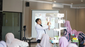 Ratusan Nakes Ikuti Workshop Kegawat Daruratan Neonatus di RS Wajak Husada