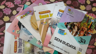 Jual Beli LKS Masih Marak, Tiap Siswa MTsN di Jombang Harus Bayar Rp160 Ribu