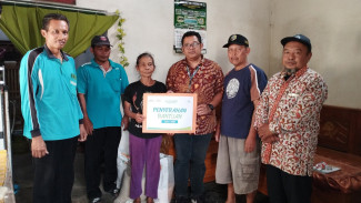 PJT I Berikan Bantuan Sarana Sanitasi Untuk Warga di Tulungagung